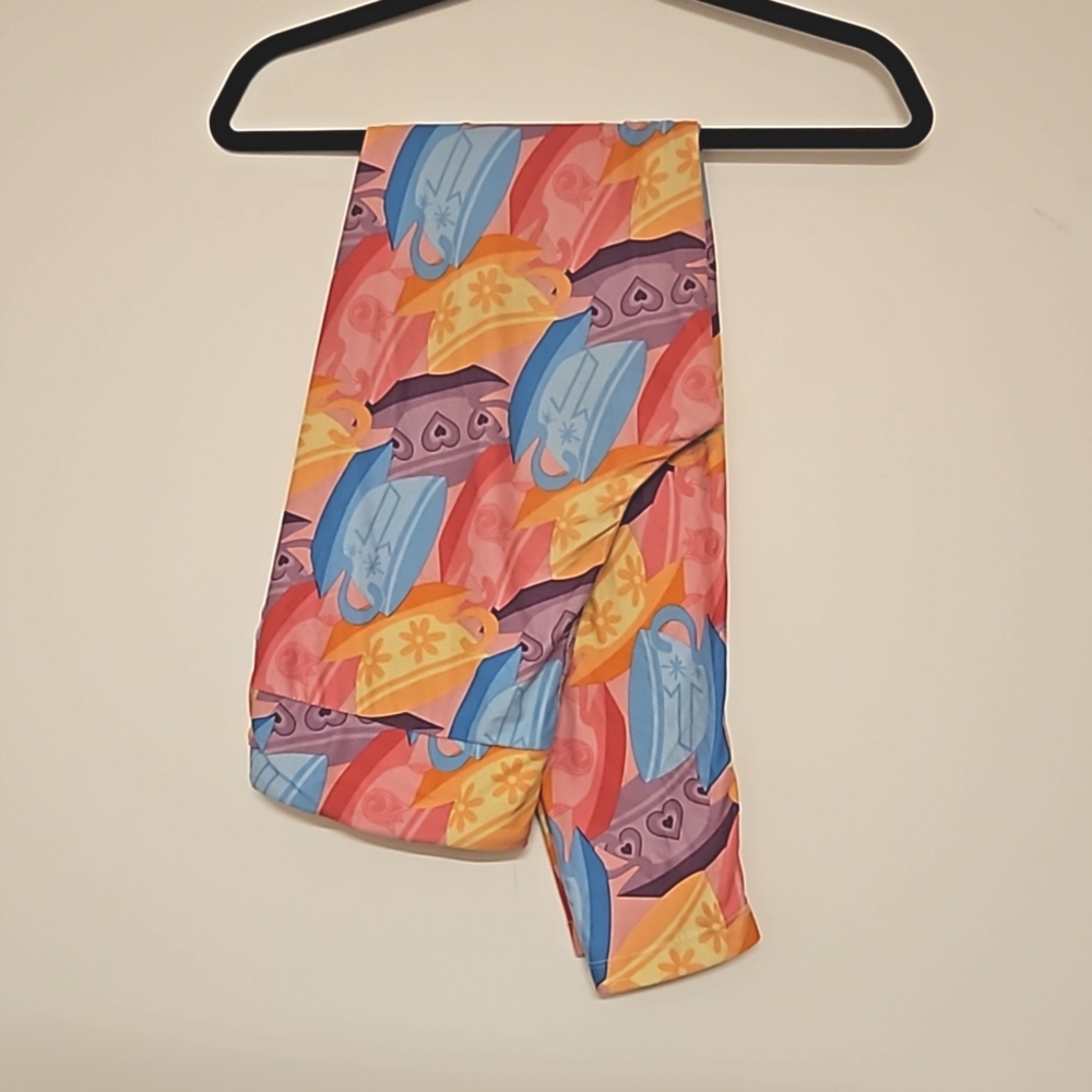 DISNEY Alice in Wonderland tea cup leggings Medium sold out in parks - Picture 3 of 7